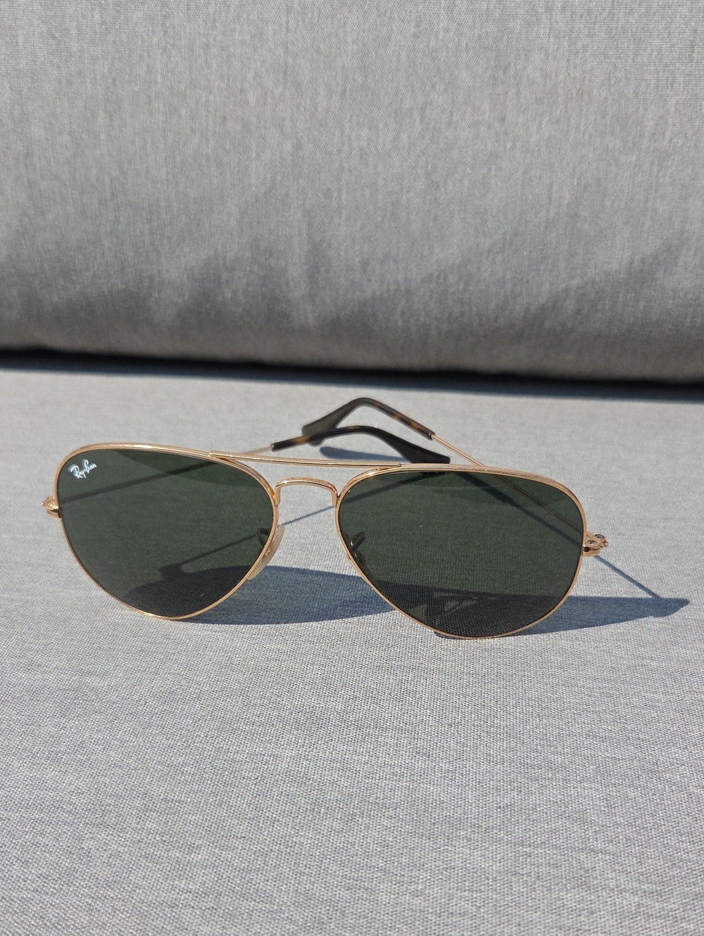RAY-BAN Aviator Sunglasses